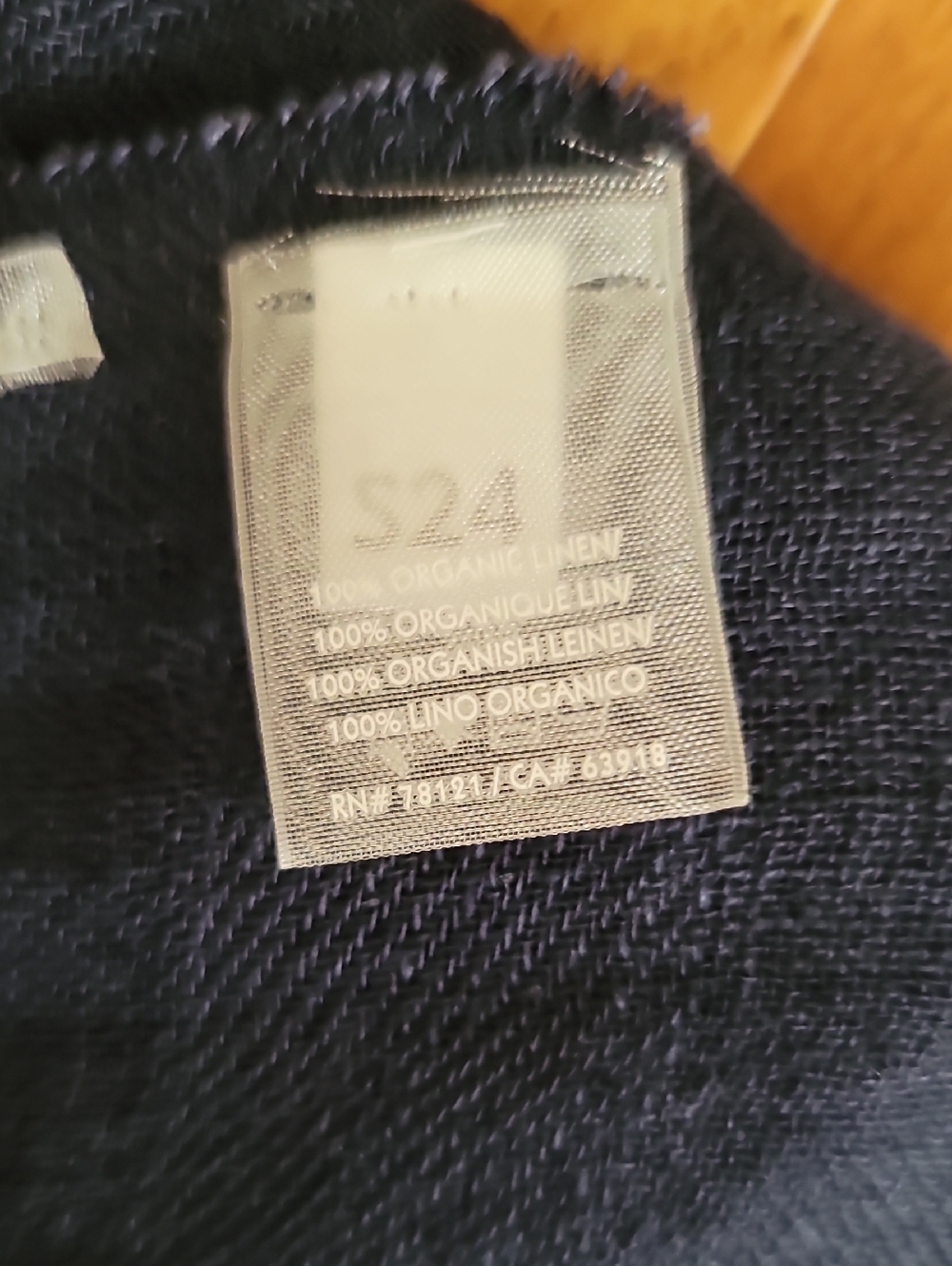 Eileen Fisher Organic 100% Linen Oversized Scarf - Picture 6 of 6